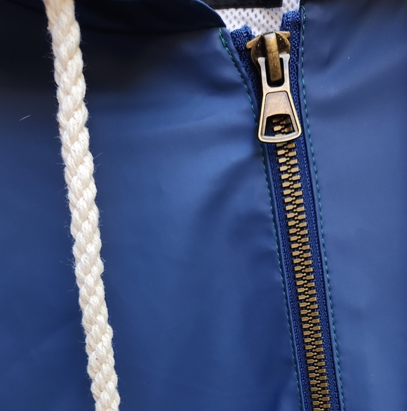 Colorblock Blue, White, and Green Men's Jacket - Wqterproof NWT - Picture 6 of 11